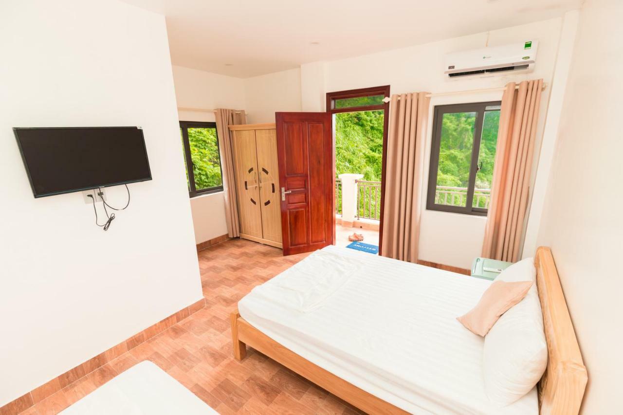 Golden Land Hotel